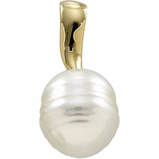 63148:290938:P  South Sea Cultured Pearl Pendant