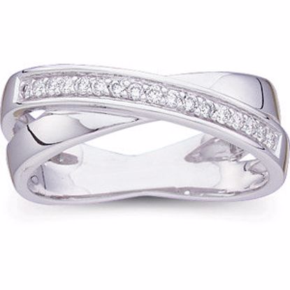 61510:60005:P 14kt White 1/6 CTW Diamond Overlap Ring Size 6