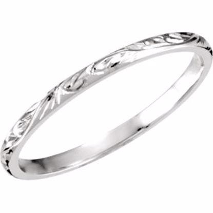 51104:115:P 14kt White 2mm Hand Engraved Band Size 12.5