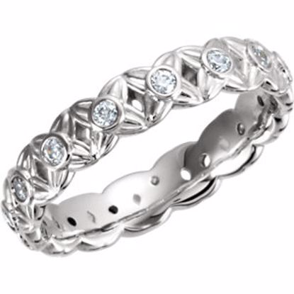 121955:241:P 10kt White 3/8 CTW Diamond Sculptural Eternity Band Size 7