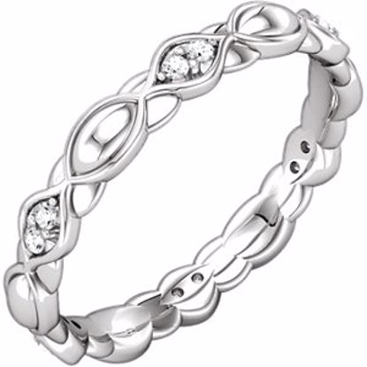 121954:240:P 10kt White 1/8 CTW Diamond Sculptural Eternity Band Size 7