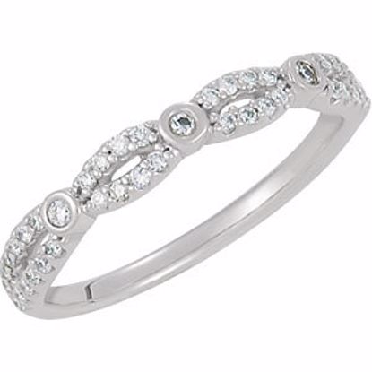 68891:121:P 10kt White 1/4 CTW Diamond Engagement Band