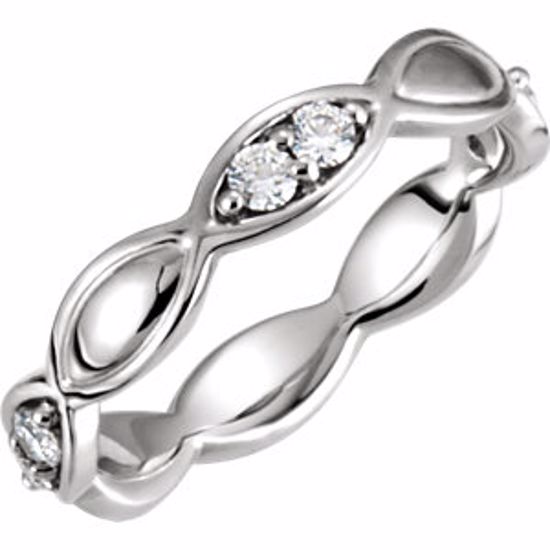 121943:241:P 10kt White 1/3 CTW Diamond Sculptural-Inspired Eternity Band 