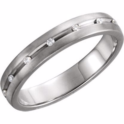 122267:6002:P 14kt White 1/10 CTW Diamond 4mm Grooved Band Size 11