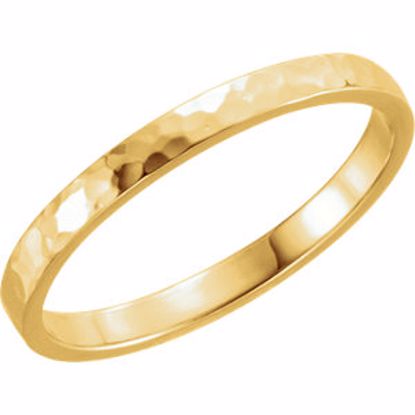 51530:406:P 14kt Yellow 2mm Flat Band with Hammer Finish Size 6